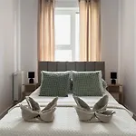Apartment Legnicka 36 *