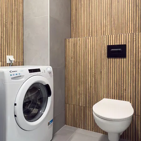 Legnicka 36 * فروتسواف